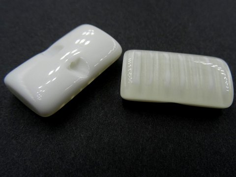 23mm Guziki ozdobne 12 sztuk kolor BIAŁY OFF WHITE/ECRU K376 guzik plastikowy do przyszycia na stopce ozdobny